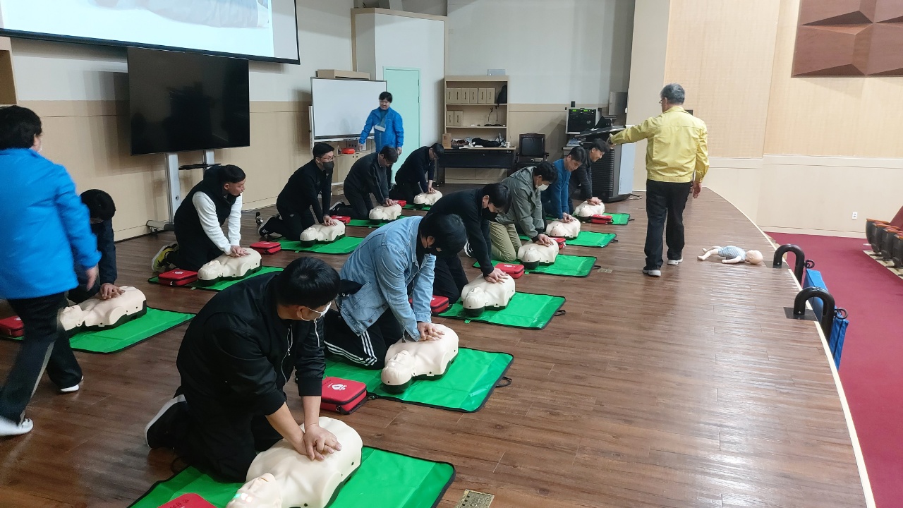 안산시, 환경공무직 대상 심폐소생술 등 응급처치교육 실시