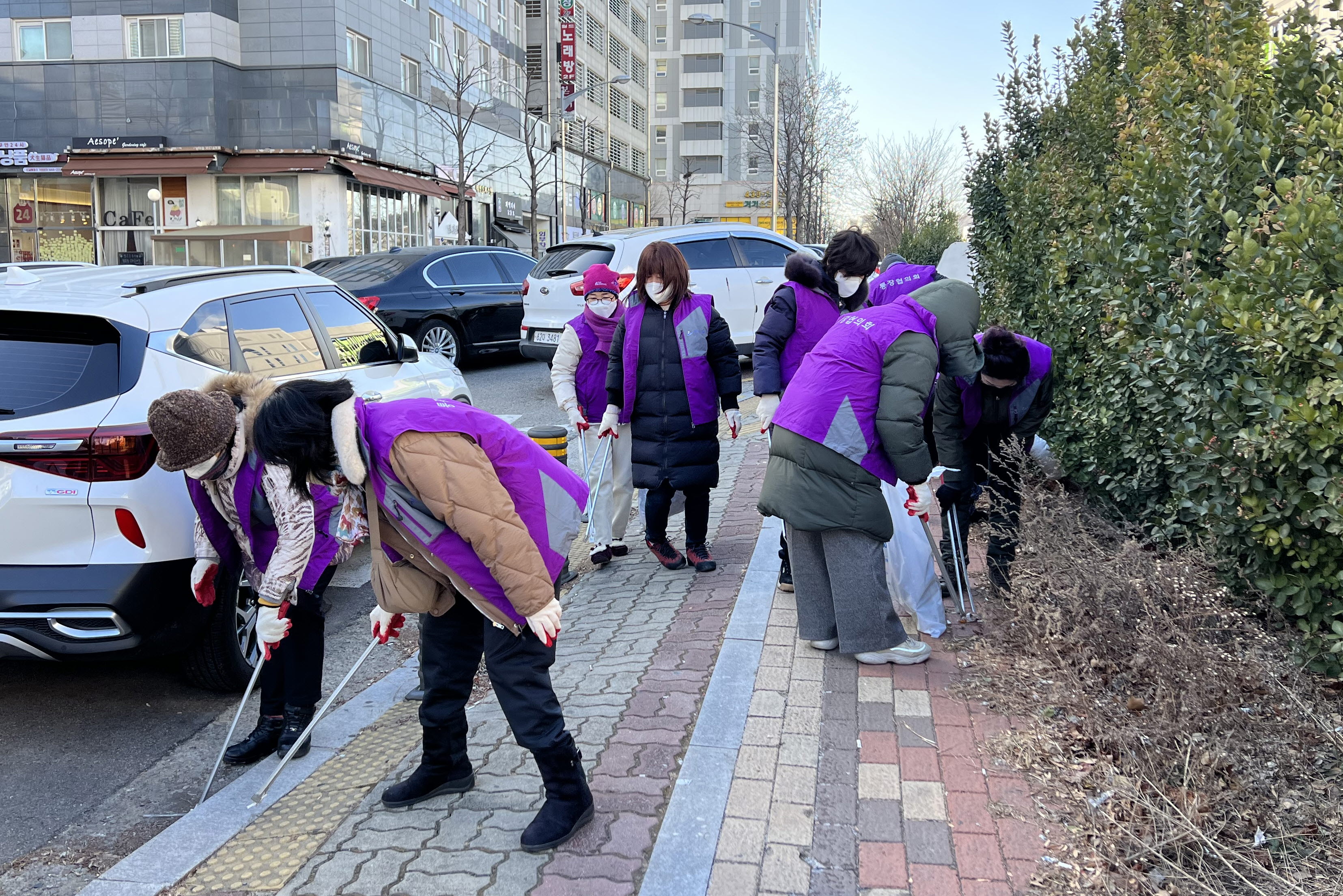 안산시 신길동 통장협의회, 설맞이 환경정화활동 전개