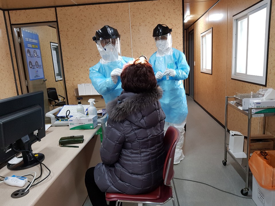 안산시, 안산시의사회와 함께 주말 코로나19 선별진료소 운영