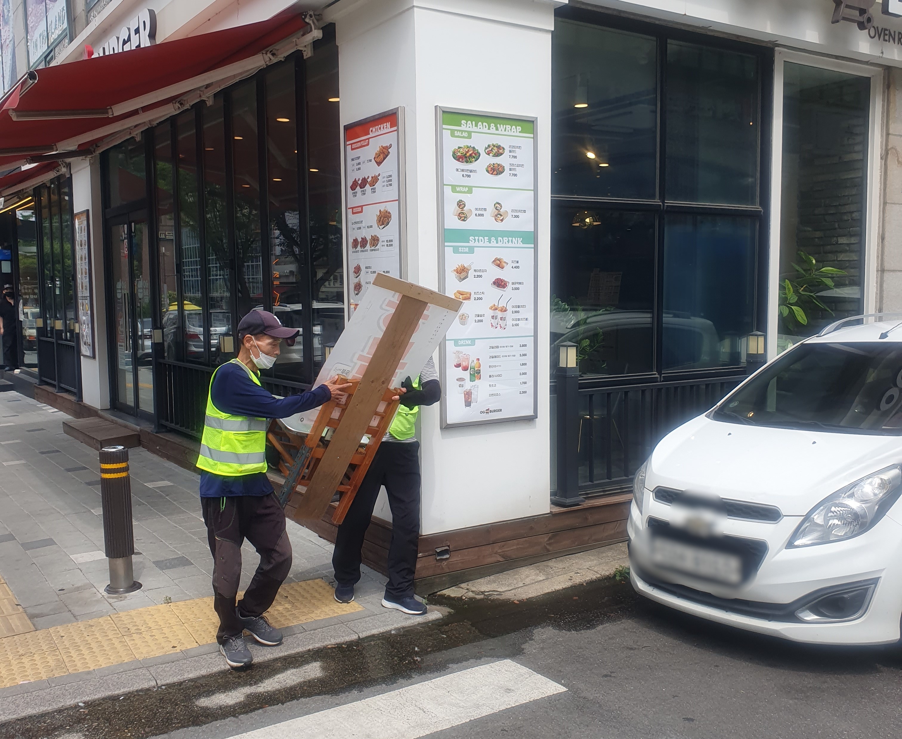안산시 상록구, 새 학기 학교 주변 불법 광고물 합동단속 실시