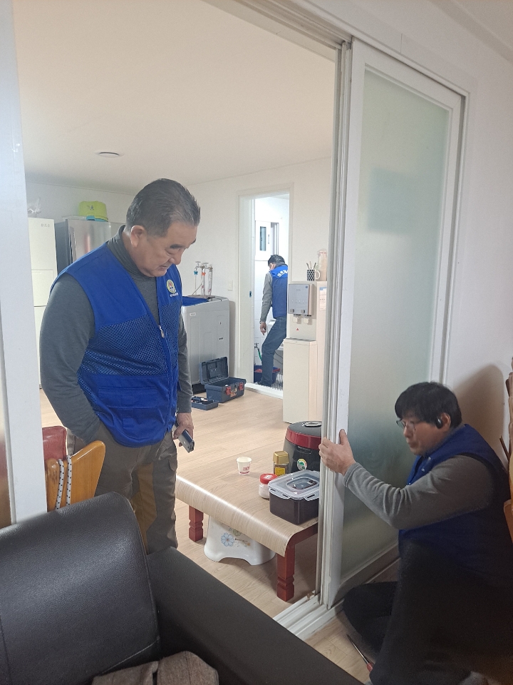 안산시 선부2동 바르게살기위원회, 가위손 재능기부