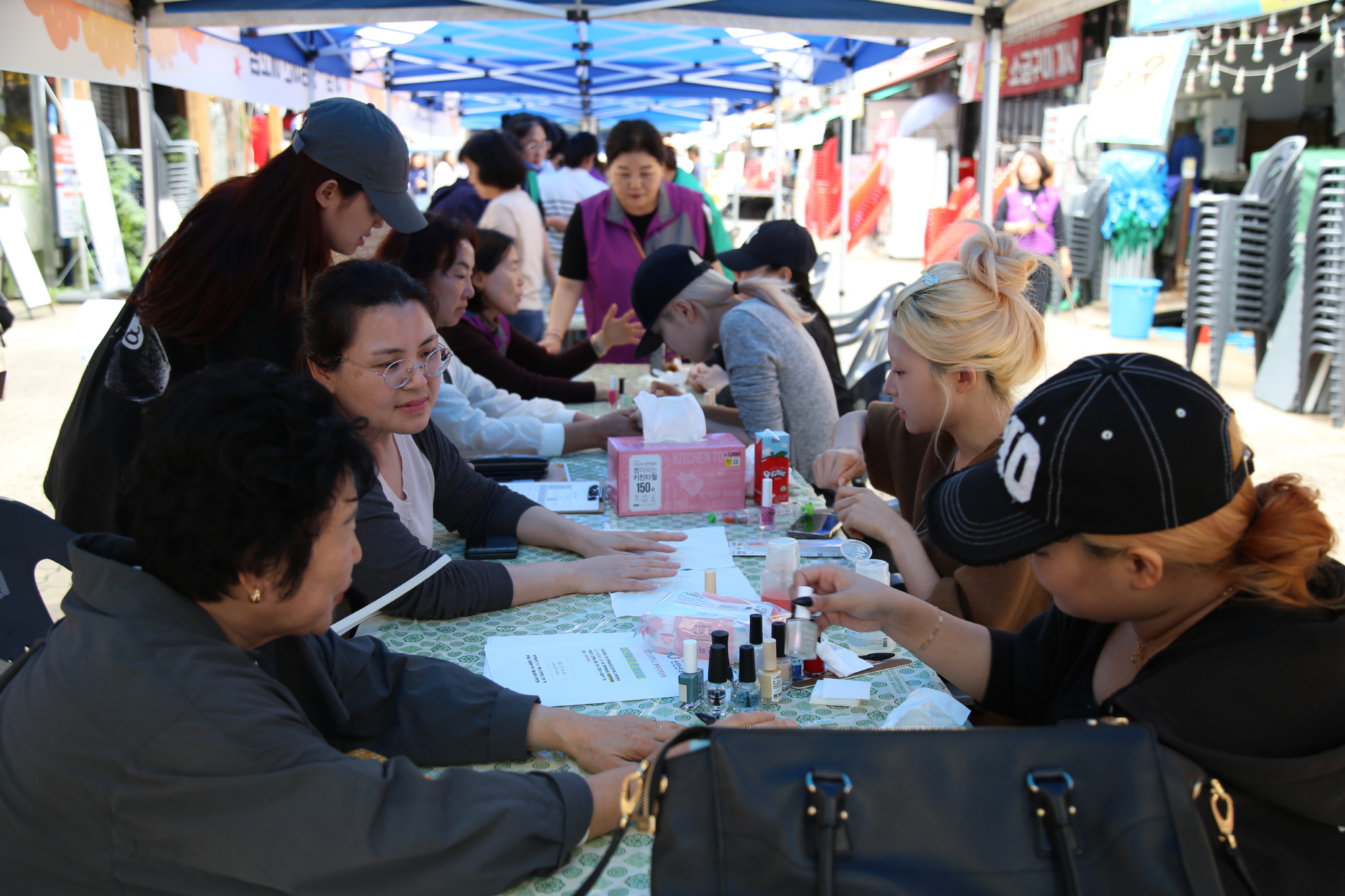 안산시 호수동 주민자치회, 이웃사랑축제 & 효잔치 개최