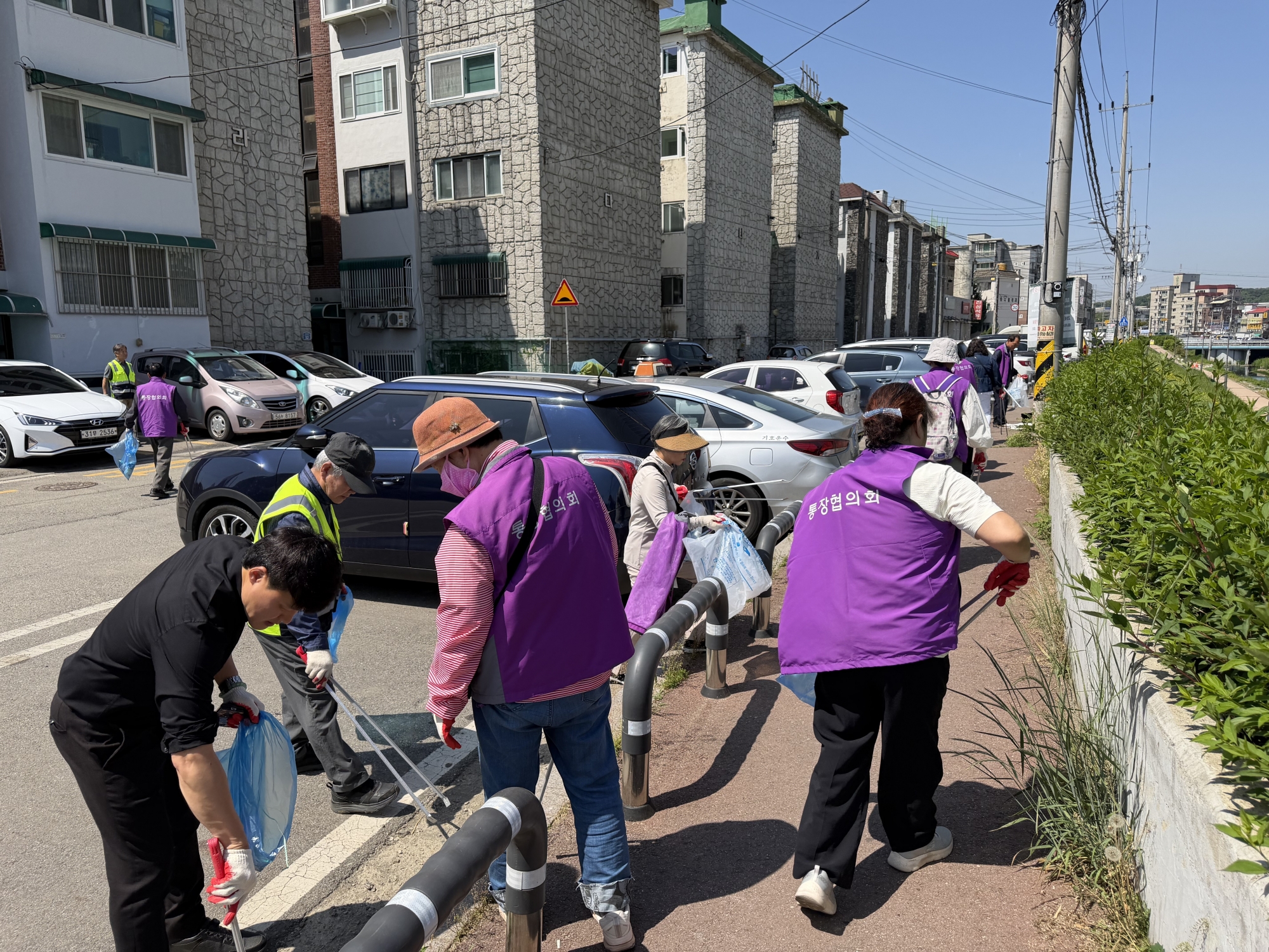 안산시 반월동 통장협의회, 건건천 일대 환경정비 활동
