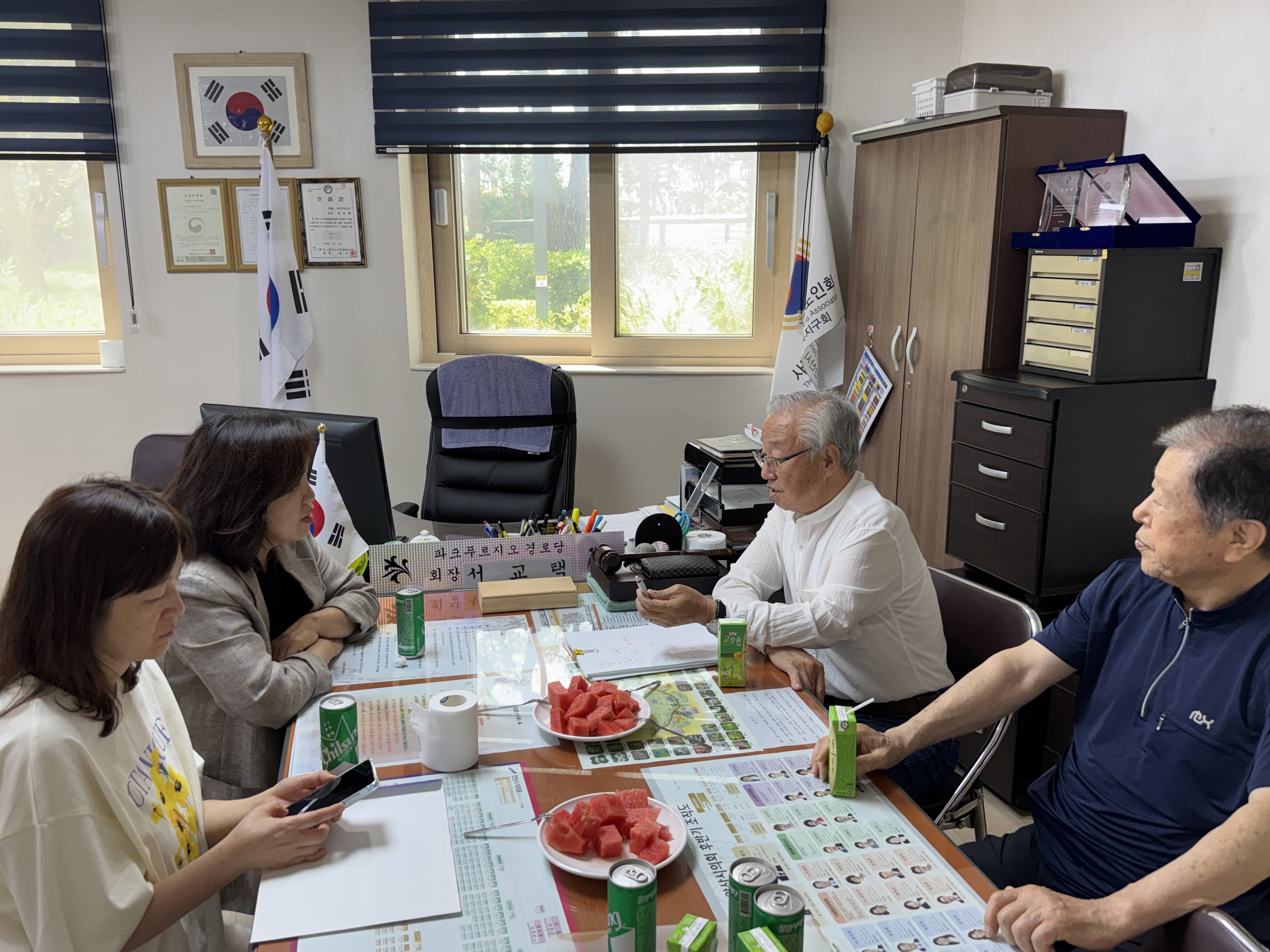 안산시 성포동, 경로당 어르신을 위한 초복 맞이 수박 나눔