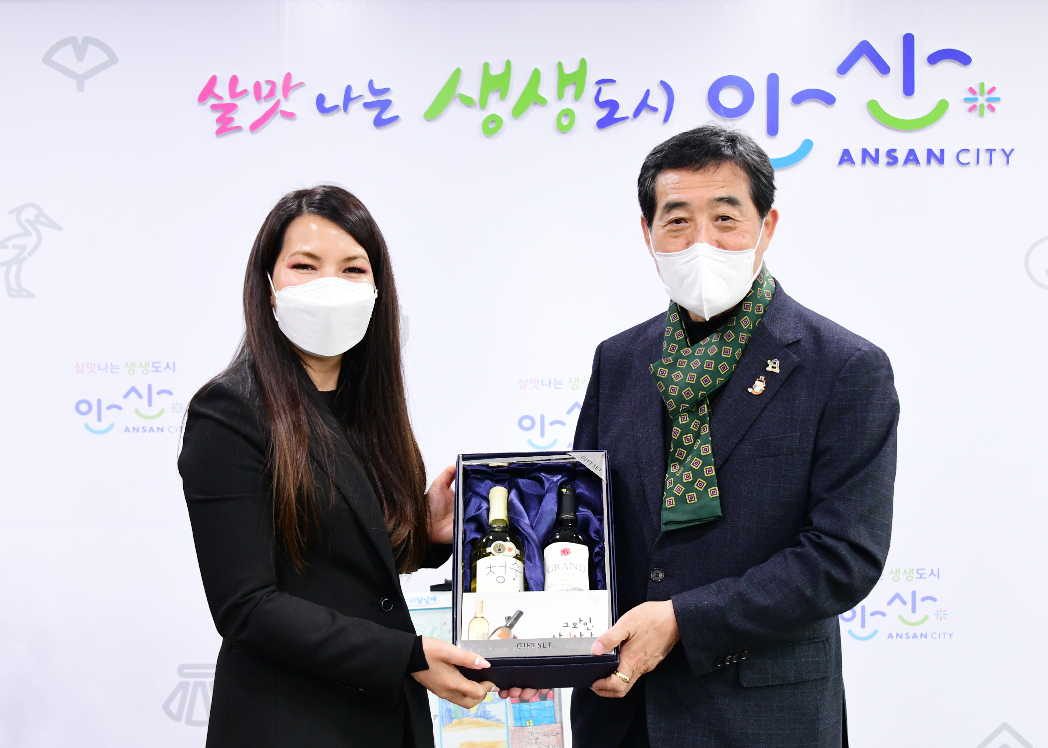 윤화섭 시장, 찌릉 보톰랑세이 주한 캄보디아 대사 접견