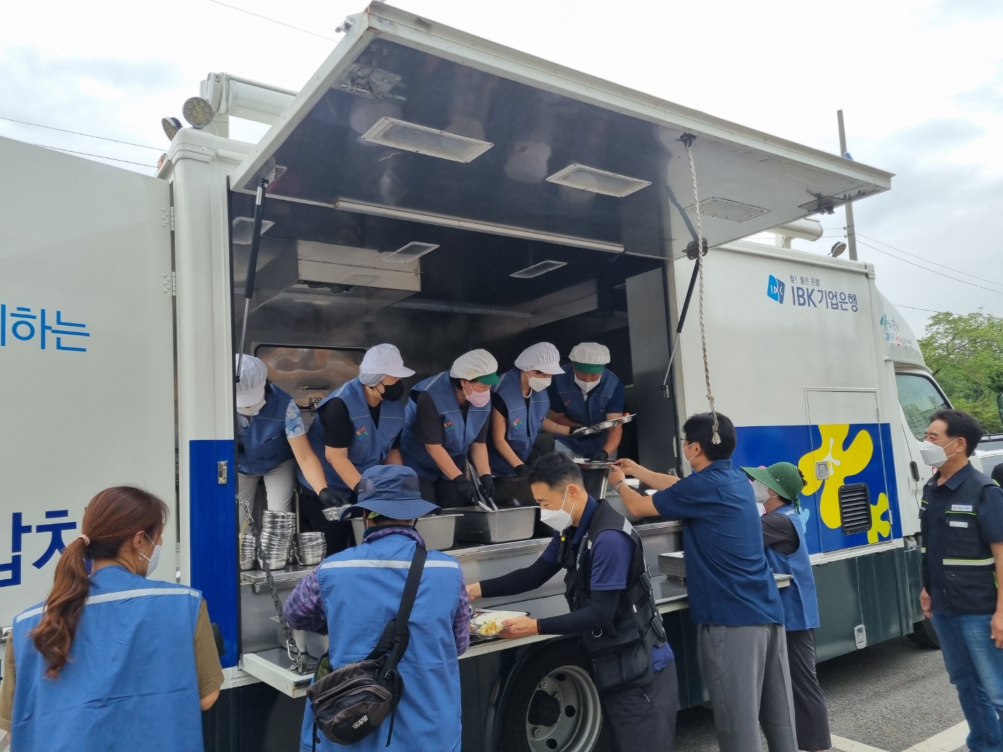 안산시, 수해복구위해 자원봉사자 구슬땀…복구에 총력