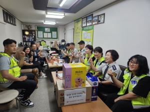 안산시 초지동·초지동 주민자치회, 자율방범대 격려 방문