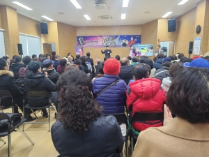 안산시 원곡동,“떴다! 노래방”주민들의 열띤 호응 속에 성료