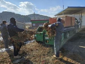 안산시,“영농부산물 안전하게 처리… 파쇄지원단 확대 운영”