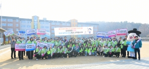 이민근 안산시장, 로보캅순찰대와‘안전 등굣길’캠페인 펼쳐