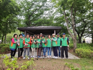 안산시 사이동 자율방재단, 여름철 풍수해 대비 빗물받이 정비활동