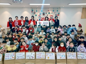 꿈동산 유치원, 안산시 호수동에 시장놀이 수익금 기탁