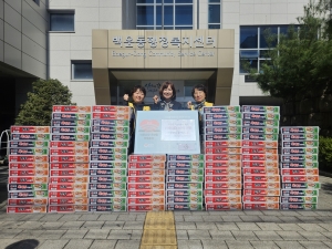 한울타리봉사단, 안산시 백운동에 라면 100박스 기탁