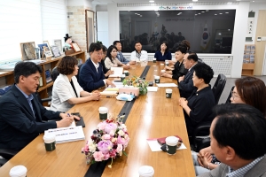 안산시, 소상공인연합회와 간담회 열고 민생경제 회복 논의