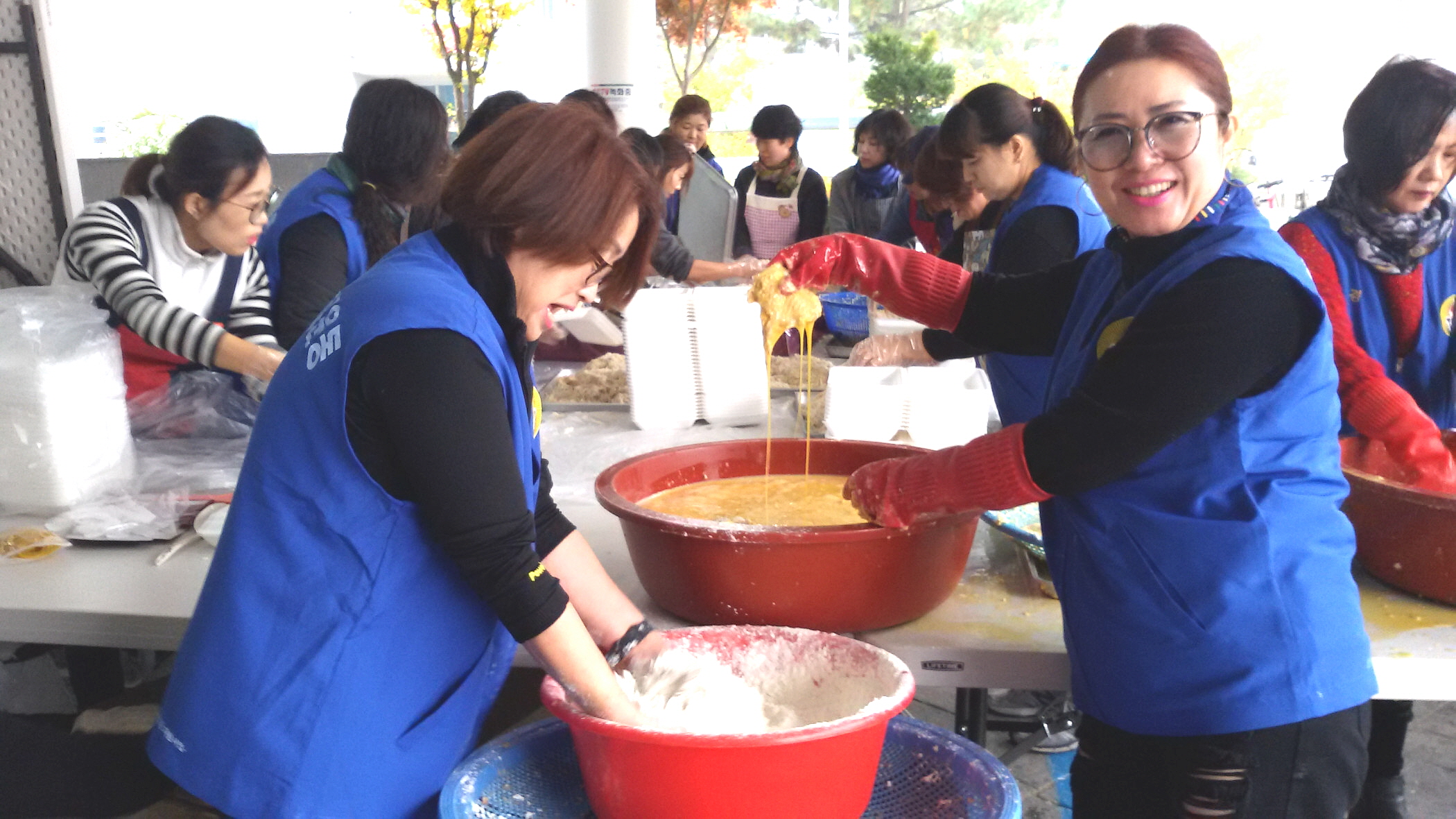 초지동 바르게살기위원회, 사랑나눔 돈가스 바자회 개최