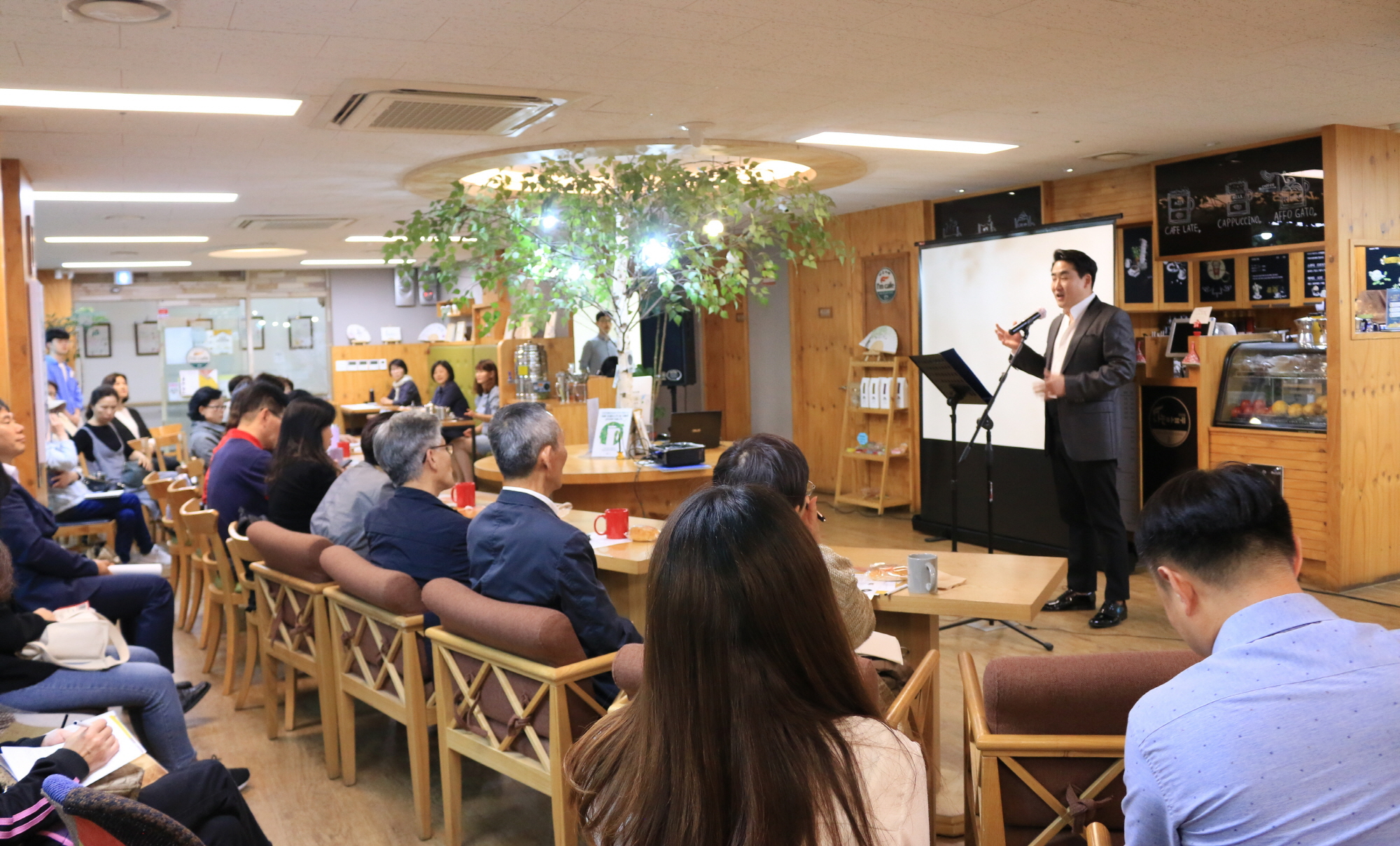 안산시 평생학습관,‘톡톡인문학살롱’네 번째 강연