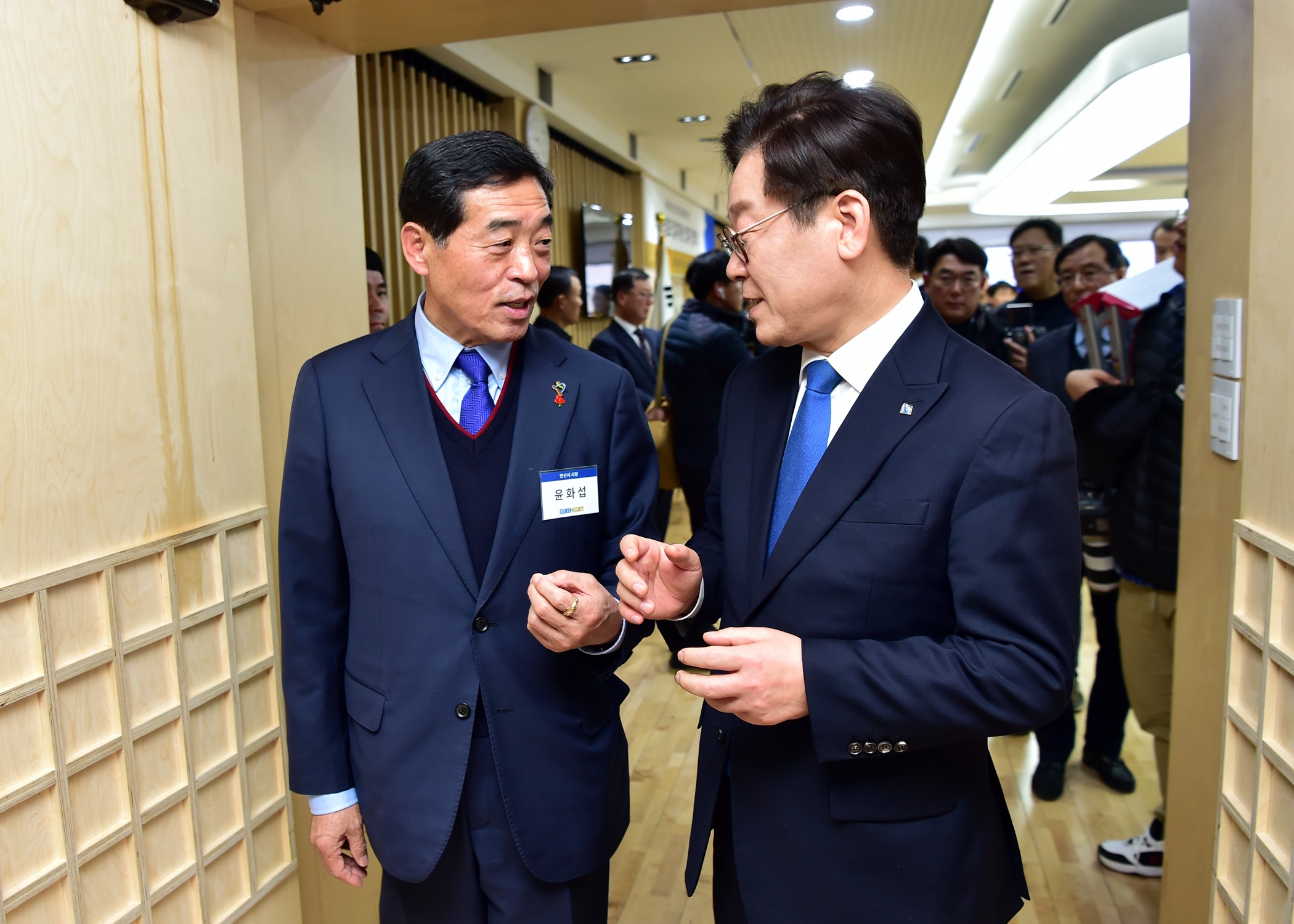 윤화섭 시장 “골목상권 보호·활성화에 노력하겠다”