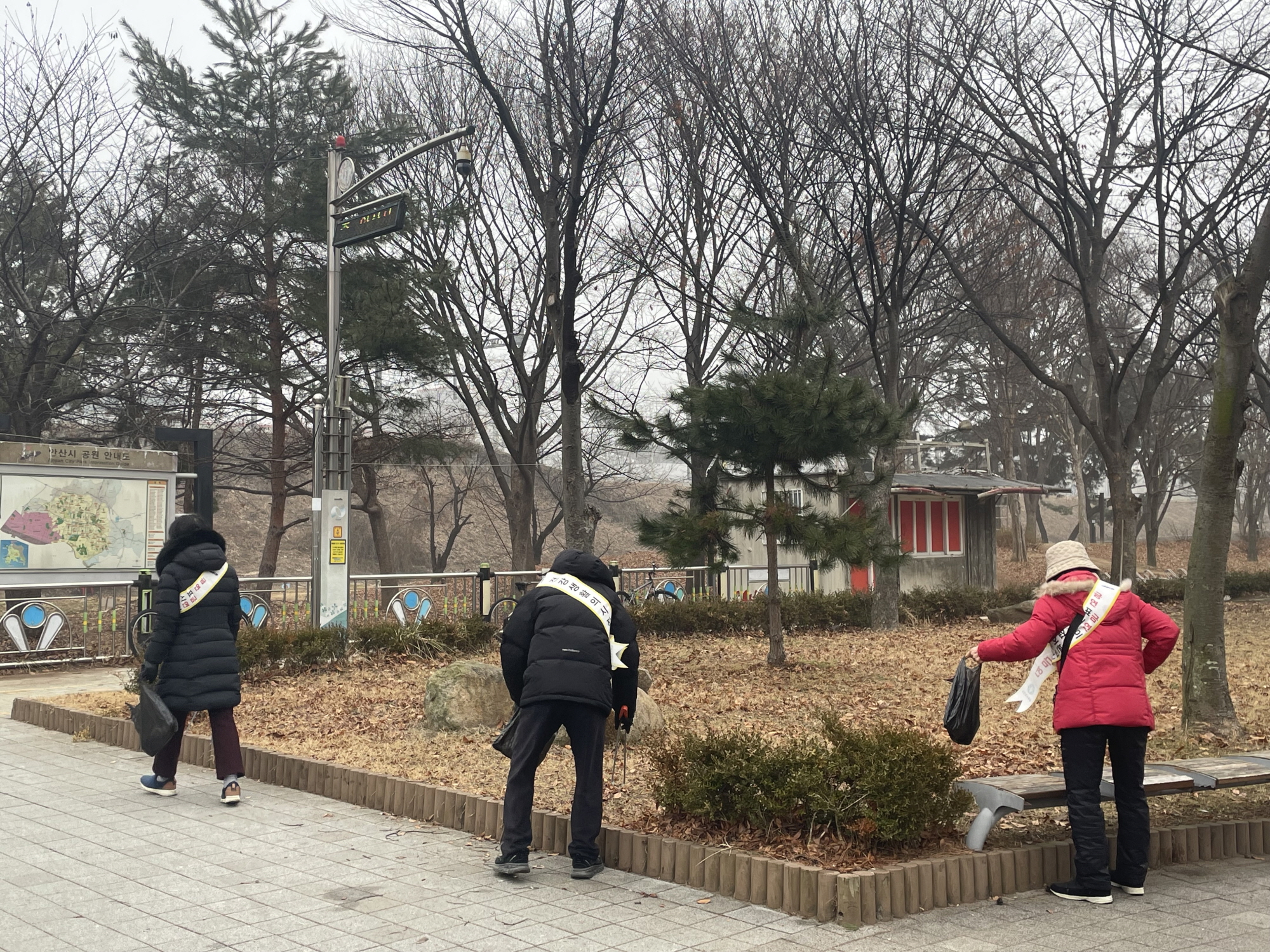 안산시 상록수보건소, 시니어 ‘금연 플로깅 캠페인’ 연중 운영 이미지 1