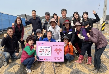 대부동 지역사회보장협의체, 사랑가득 감자 심기 사진