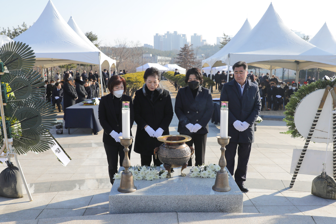 2023년 신년 현충탑 참배 사진