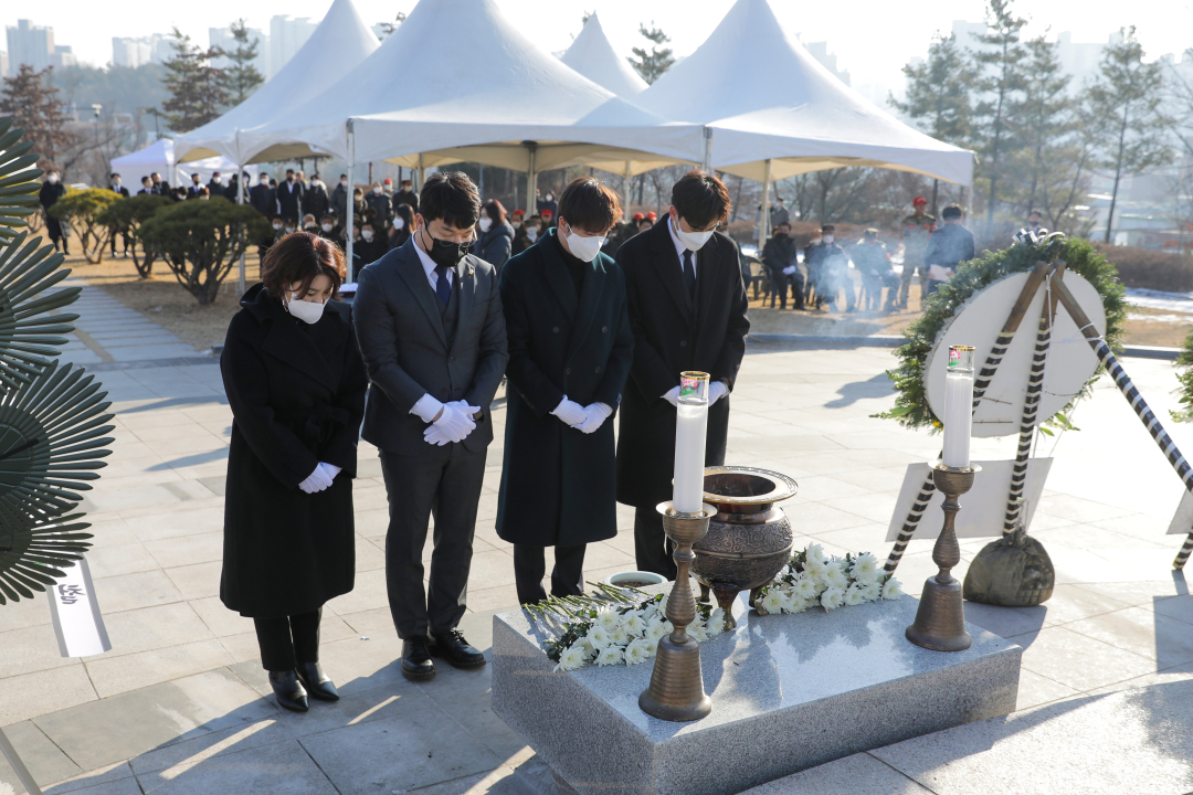 2023년 신년 현충탑 참배 사진
