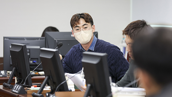제296회 안산시의회 임시회 기획행정위원회 사진