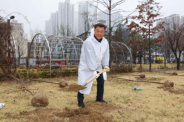 제80회 식목일 기념 나무심기 행사 사진