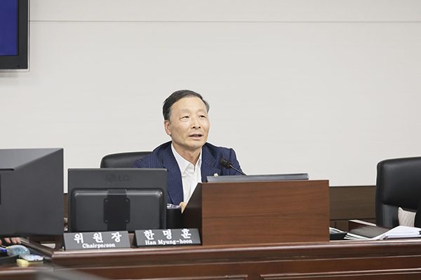 제297회 안산시의회 제1차 정례회 기획행정위원회 행정사무감사 사진