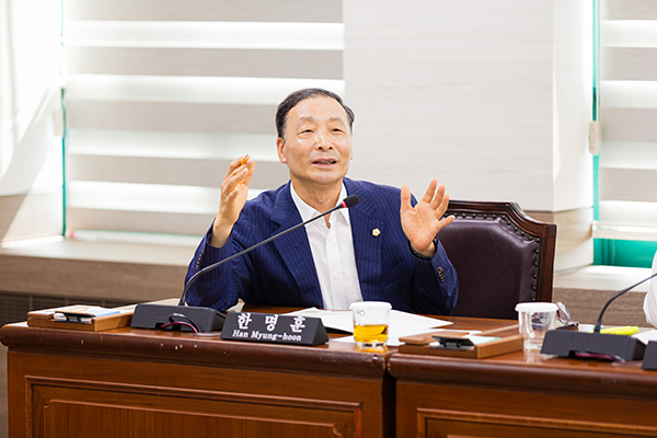 제297회 안산시의회 제1차 정례회 의회운영위원회 행정사무감사 사진