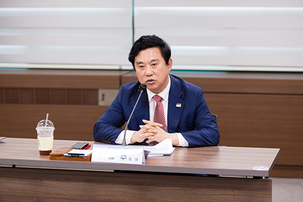 의원연구단체 페어플레이 안산 연구용역 착수보고회 사진