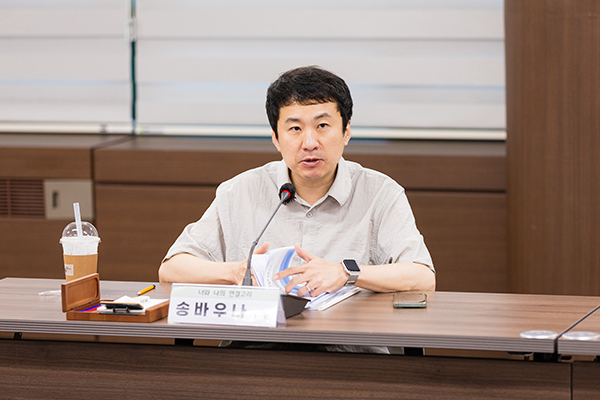 의원연구단체 너와 나의 연결고리 연구용역 중간보고회 사진
