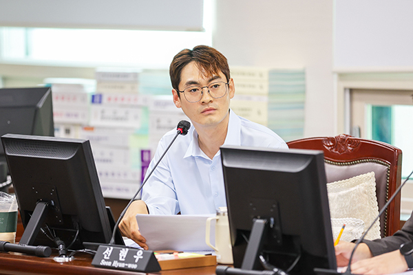 제298회 안산시의회 임시회 기획행정위원회 사진