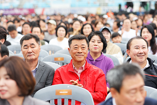 제2회 기업인의 날 기념 슈퍼콘서트 사진