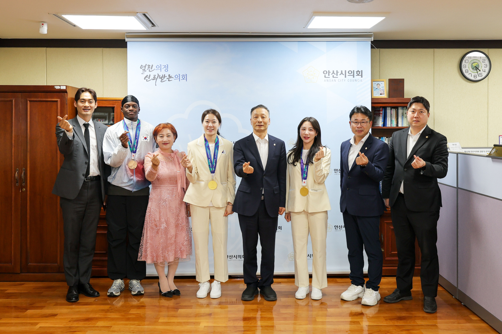 직장운동경기부 펜싱 육상부 2026 아이치 나고야 아시안게임 입상 봉납식 사진