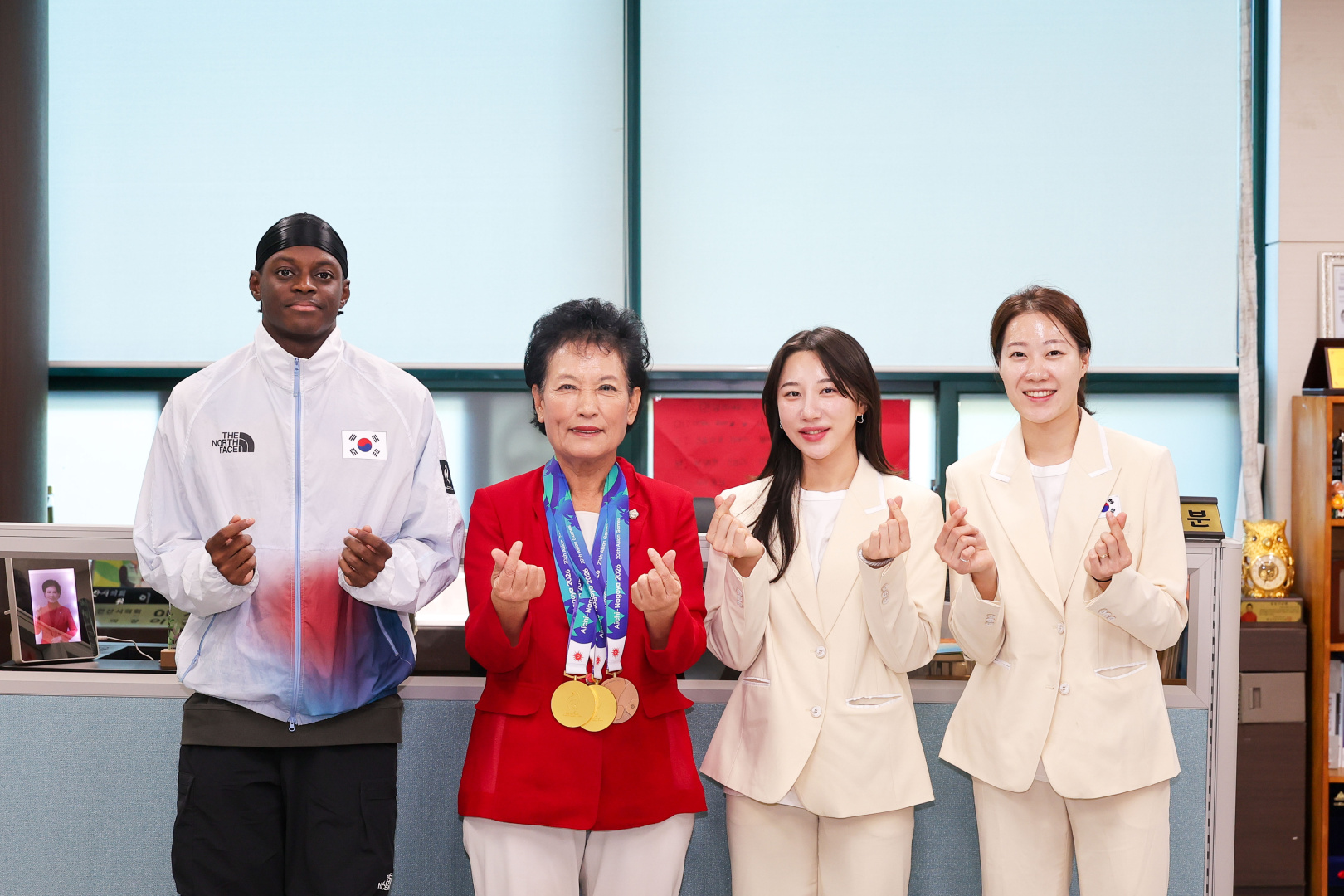 직장운동경기부 펜싱 육상부 2026 아이치 나고야 아시안게임 입상 봉납식 사진